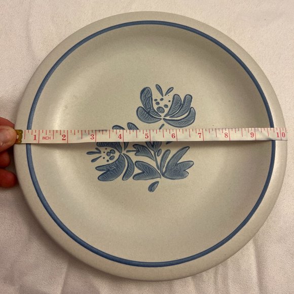 Pfaltzgraff Dining Vintage Pfaltzgraff Yorktowne Dinner Plates Set